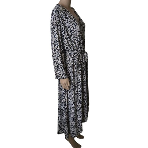 Lane Bryant Black Floral Crossover Floral Fit N Flare Dress size 22-24 - Picture 3 of 9